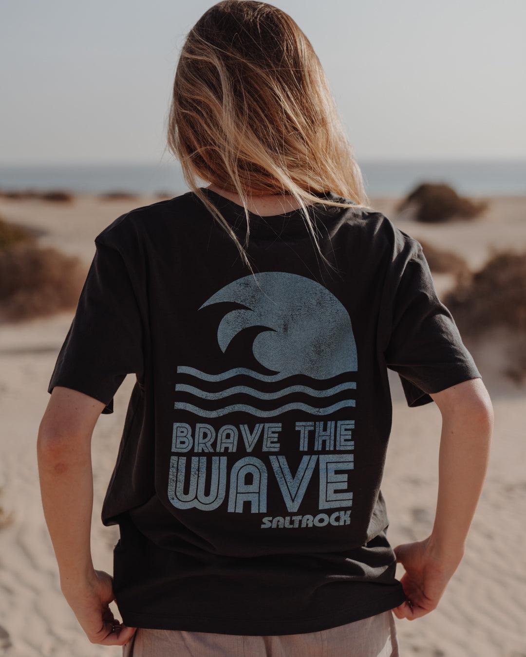 Brave The Wave - Womens Vintage Recycled Boyfriend Fit T-Shirt - Dark Grey