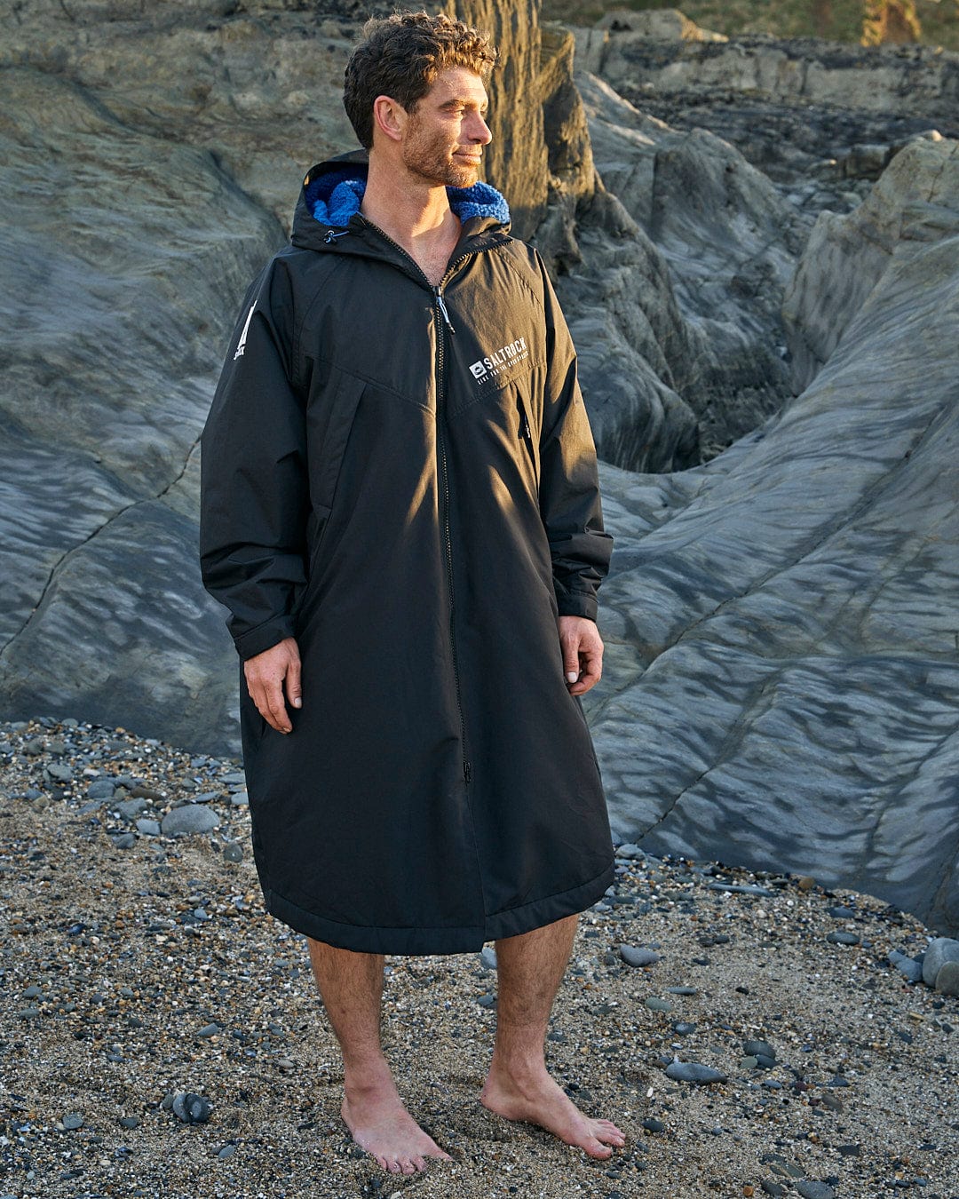 Four Seasons - Waterproof Changing Robe - Black/Blue