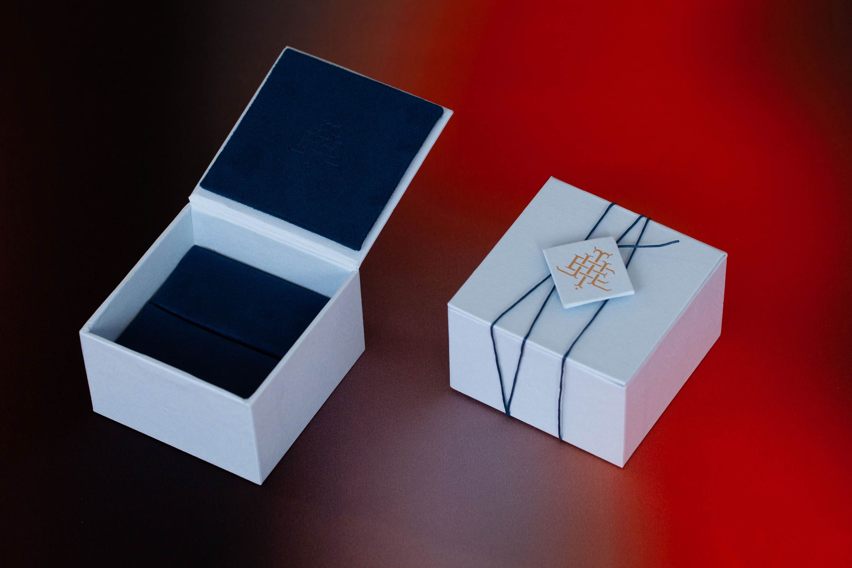 Luxury Packaging, Signature Packaging