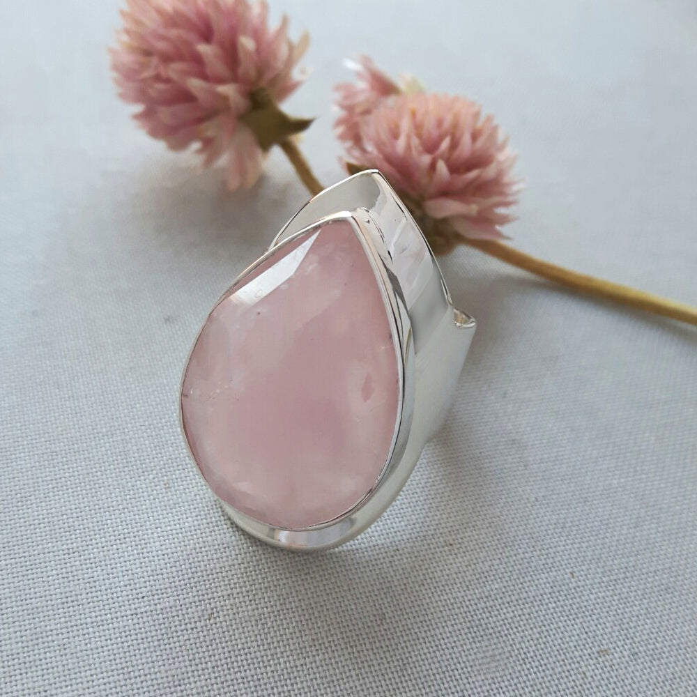 Elegancia Teardrop Rose Quartz Large Ring