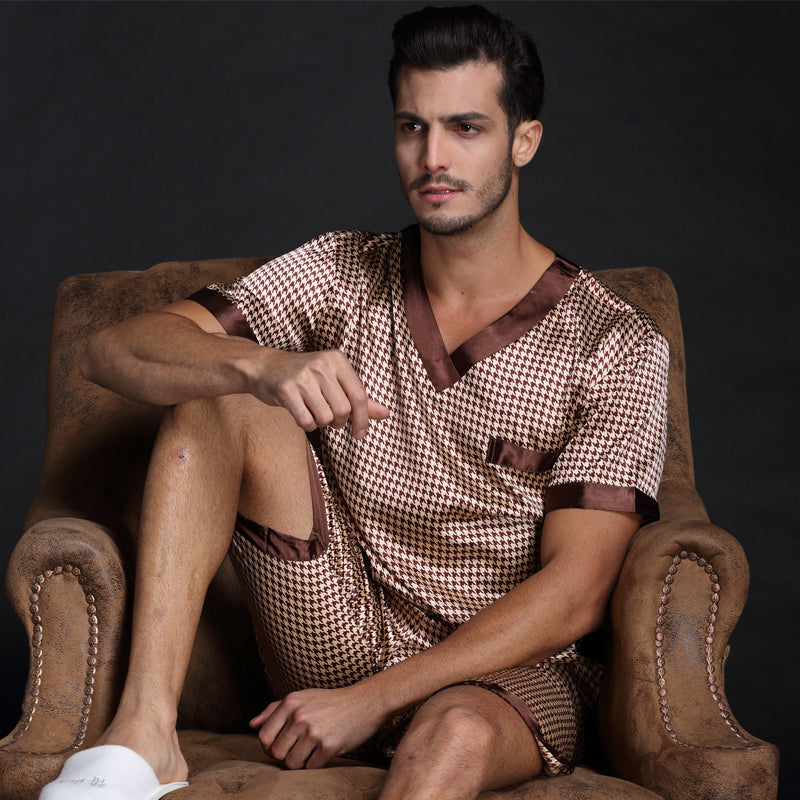 Men Satin Silk Pajamas Sets Of T-shirt & Shorts Male Pijama Sleepwear Leisure Home Clothing