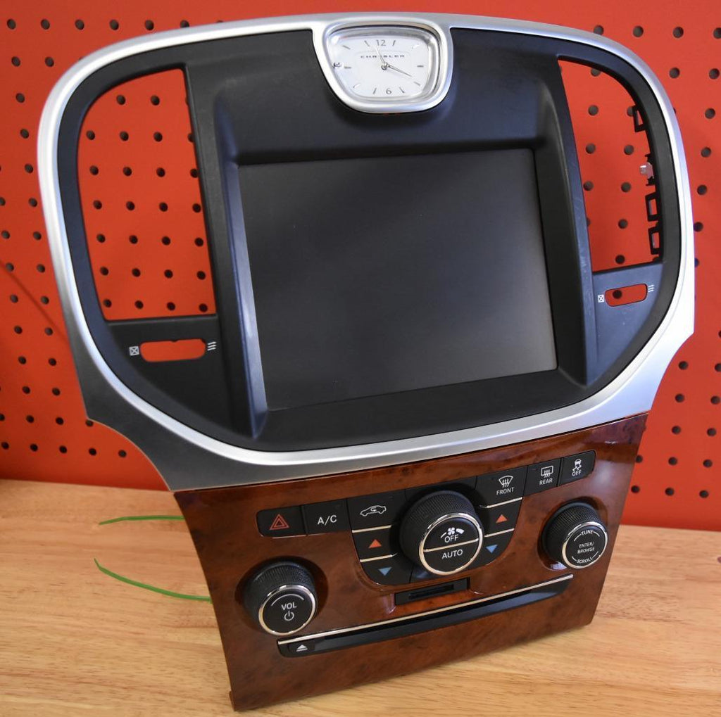 2013 journey touch screen radio