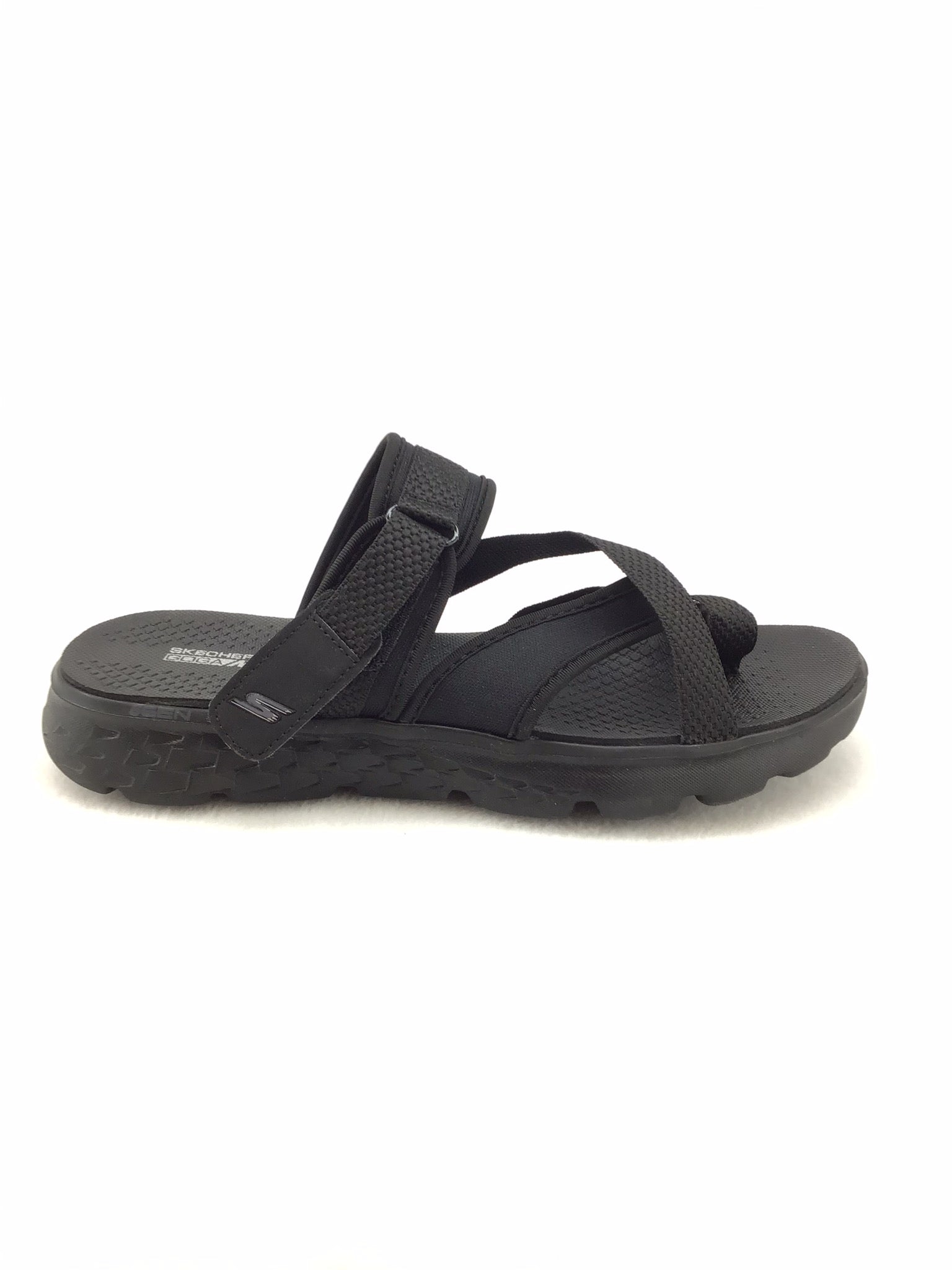 skechers goga max slippers