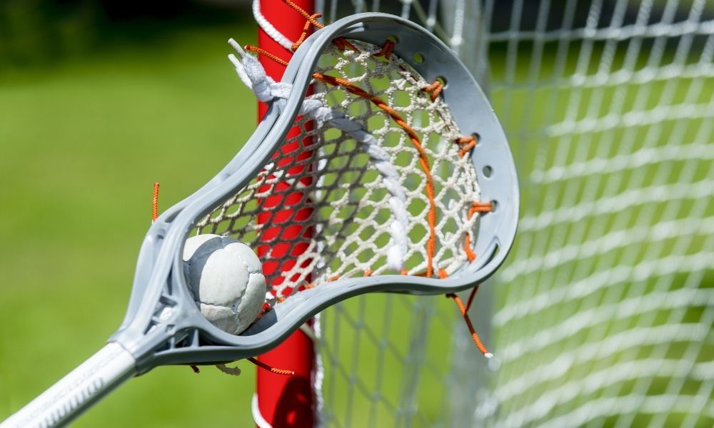 Differences Between Mesh and Traditional Lacrosse Pockets - Lacrosse Fanatic