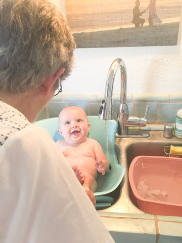 Feature Friday With Puj Soft Infant Bathtub Caro Bambino