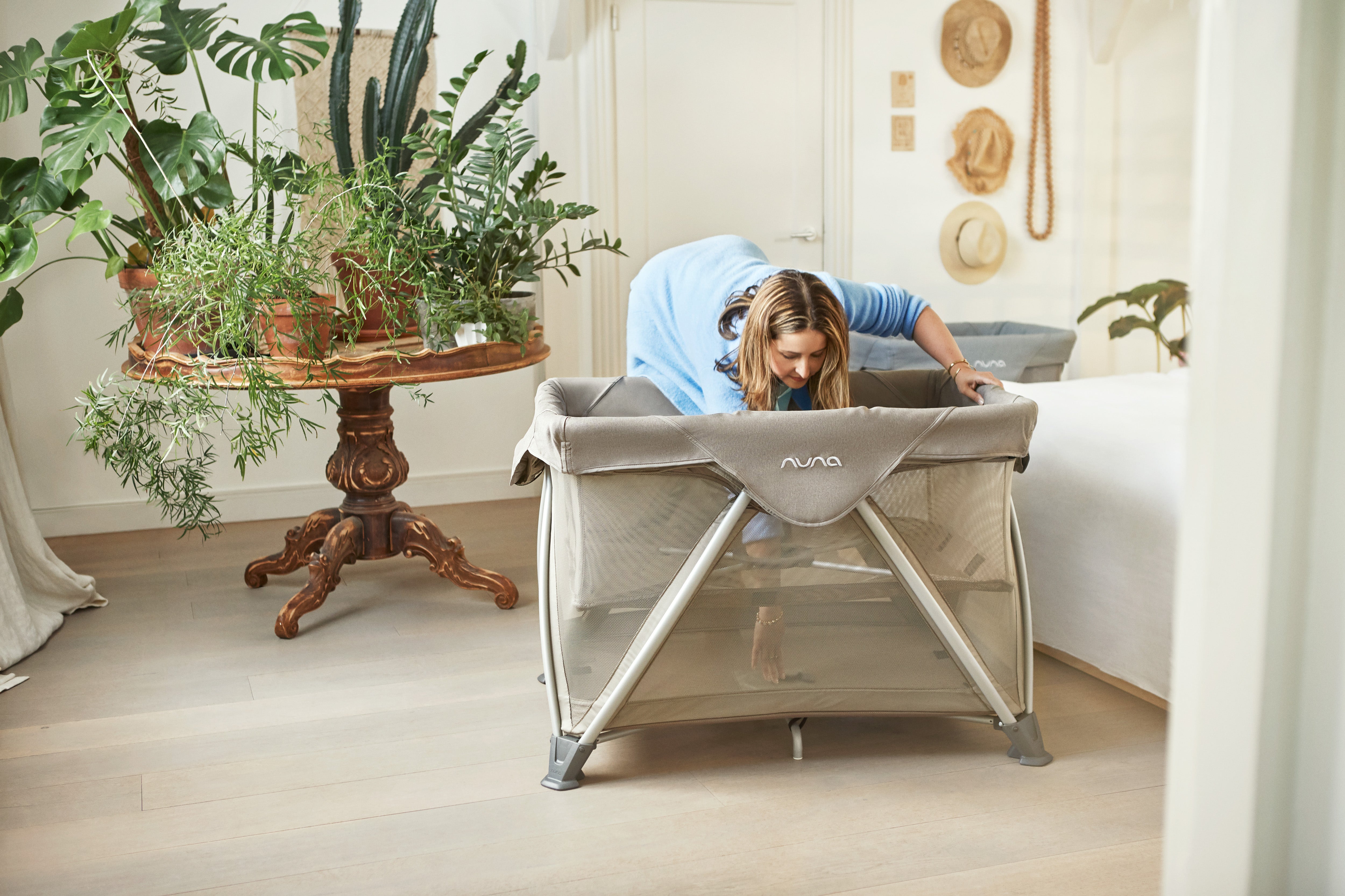 nuna mini aire travel crib