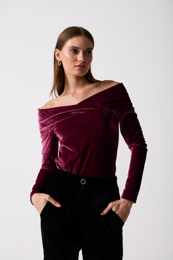 Ashwyn Bare Shoulder Top