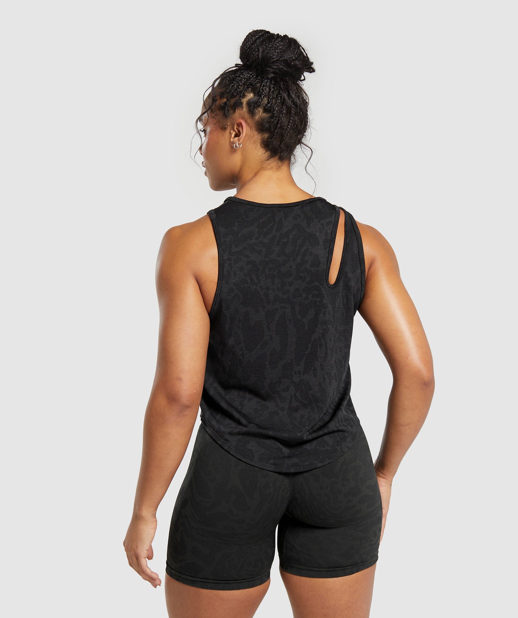 Adapt Safari Seamless Drop Arm Lifting Tank