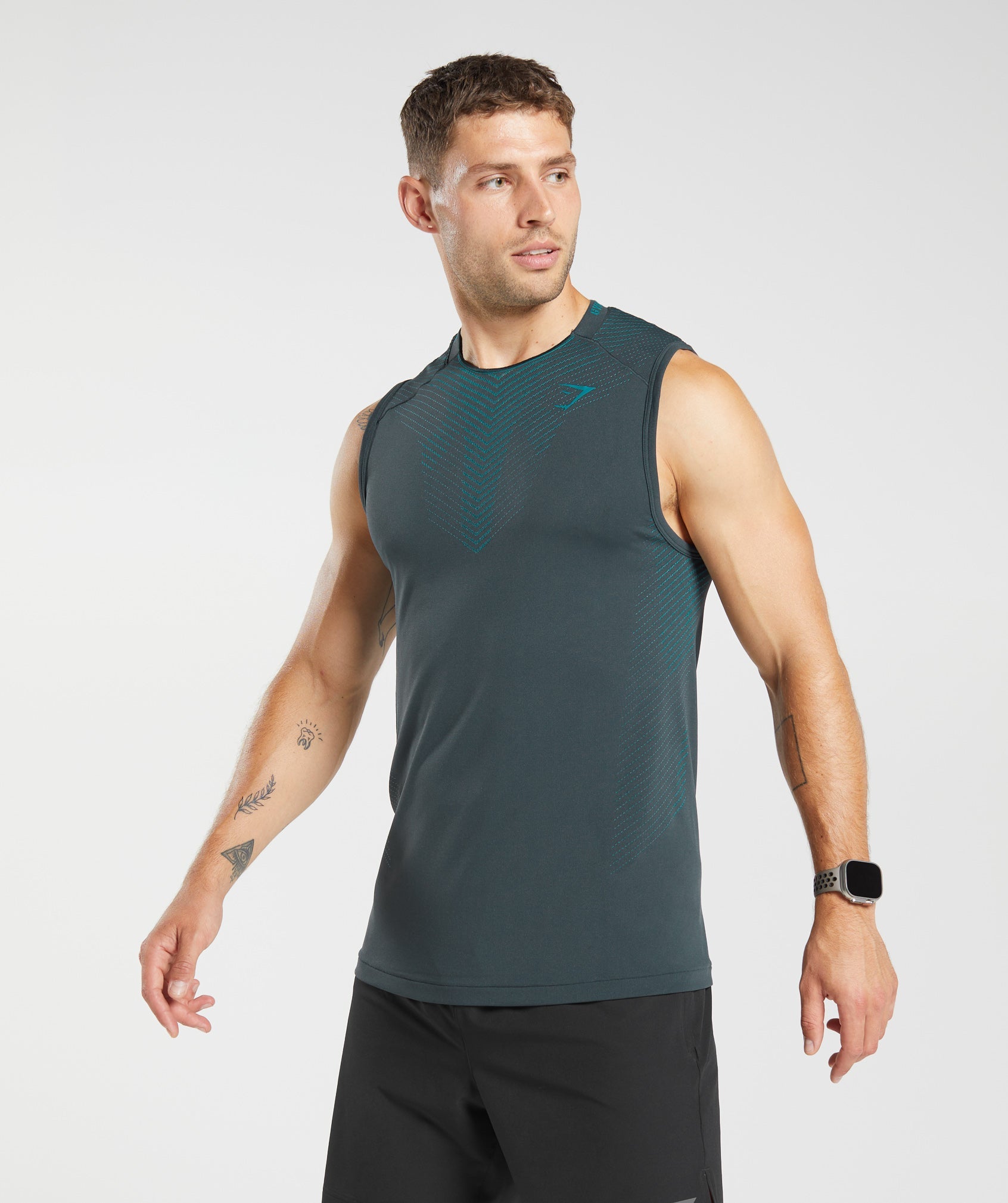 Apex Seamless Tank in Darkest Teal/Seafoam Blue - view 3