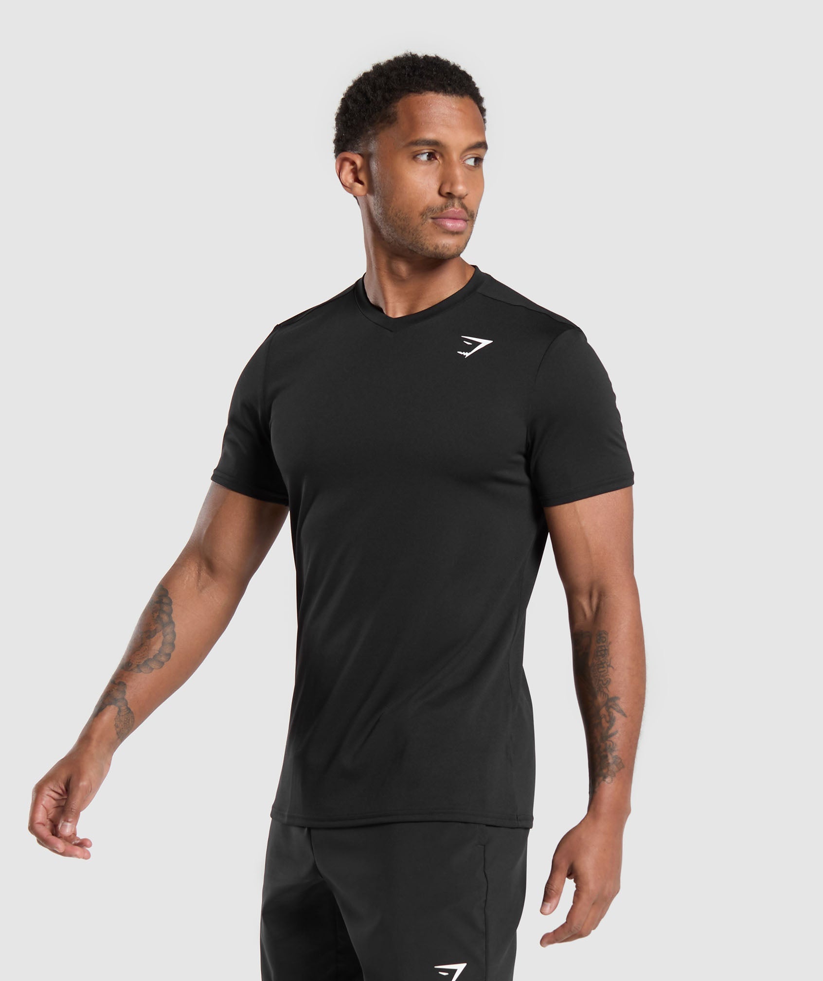 Arrival V-Neck T Shirt in Black - view 3