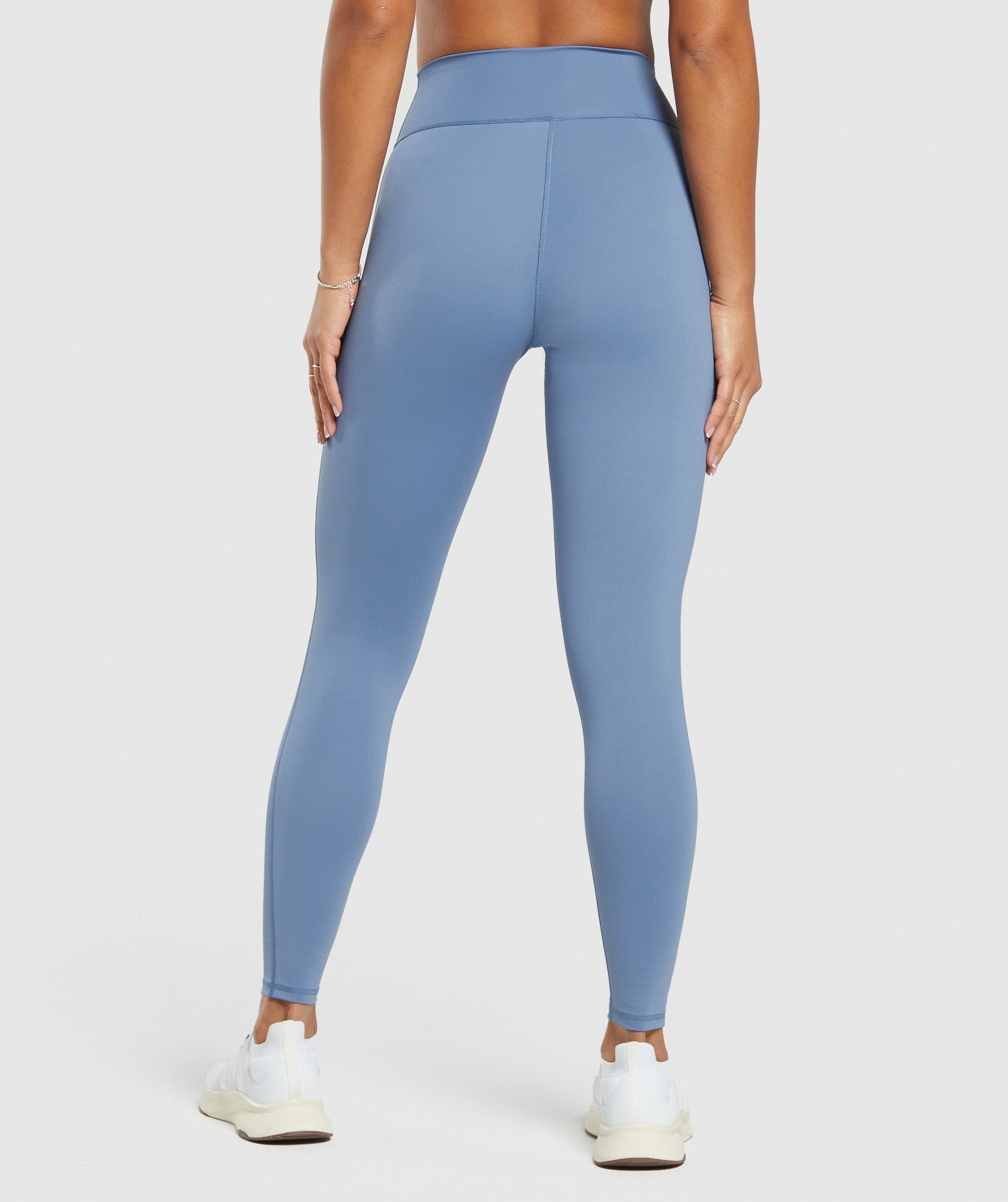 Elevate Leggings in Faded Blue - view 2