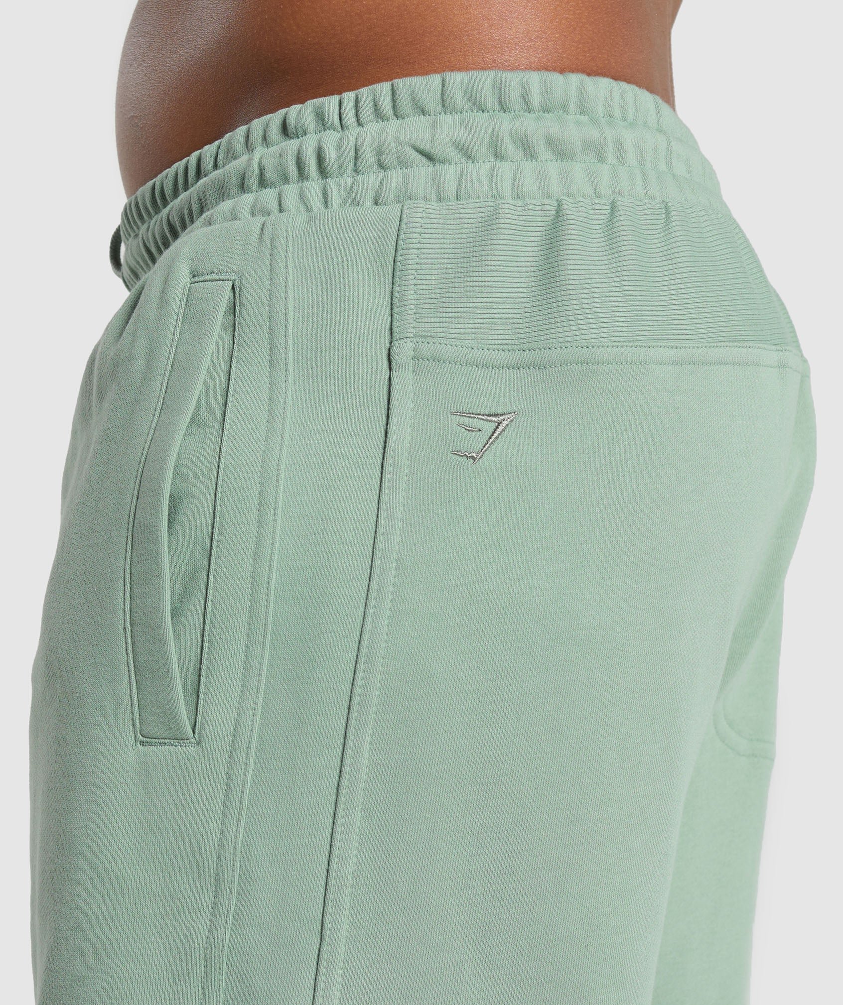 Rest Day Essentials 7" Short in Dollar Green - view 6