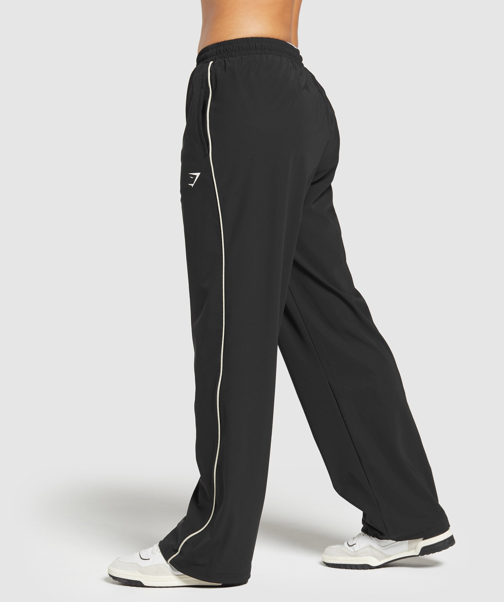 Stitch Feature Woven Pants in Black - view 3