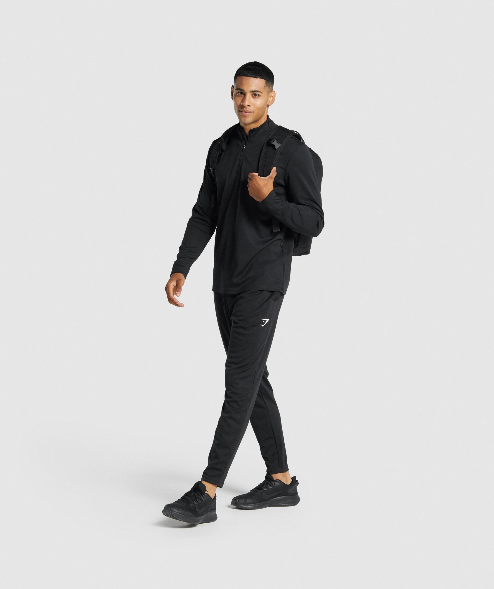 Arrival Knit Joggers in Black - view 4