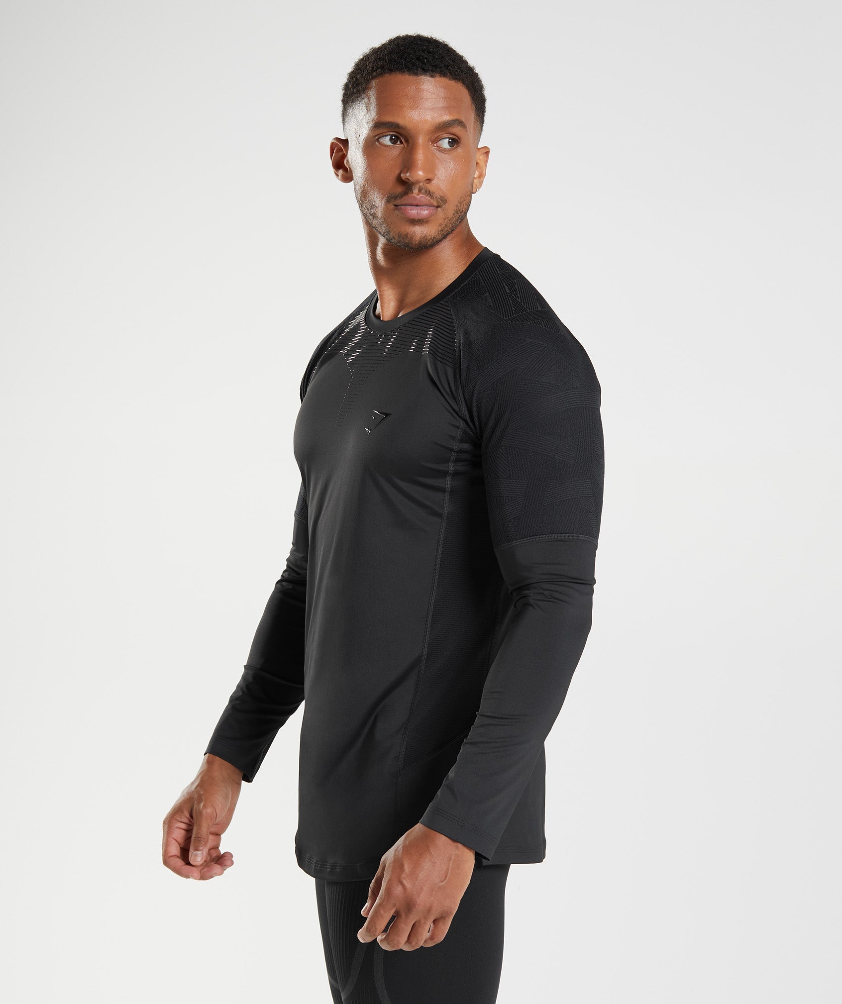 Form Long Sleeve T-Shirt in Black - view 3