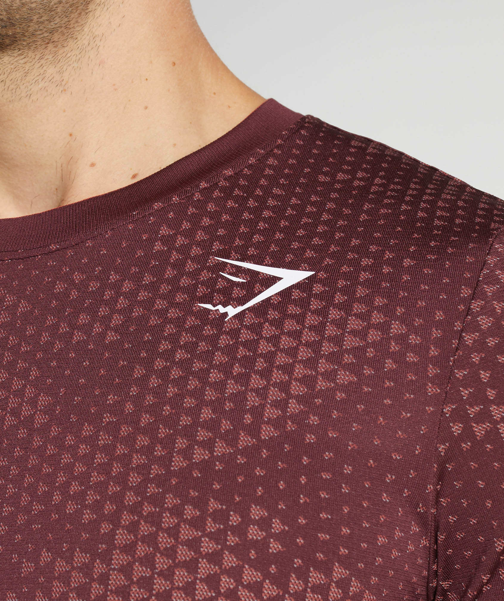 Sport Seamless T-Shirt in Baked Maroon/Rosewood Red - view 5
