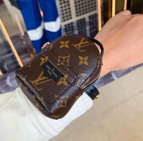 louis vuitton backpack bracelet