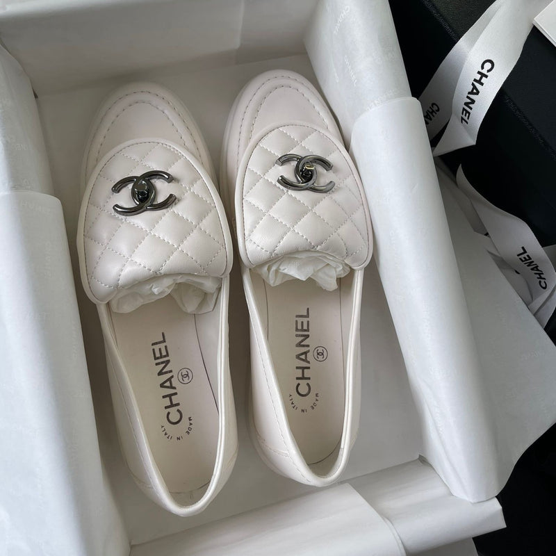 Chanel Heart CC 50mm Loafers Black Patent Calfskin  G39697 X56828 94305   US