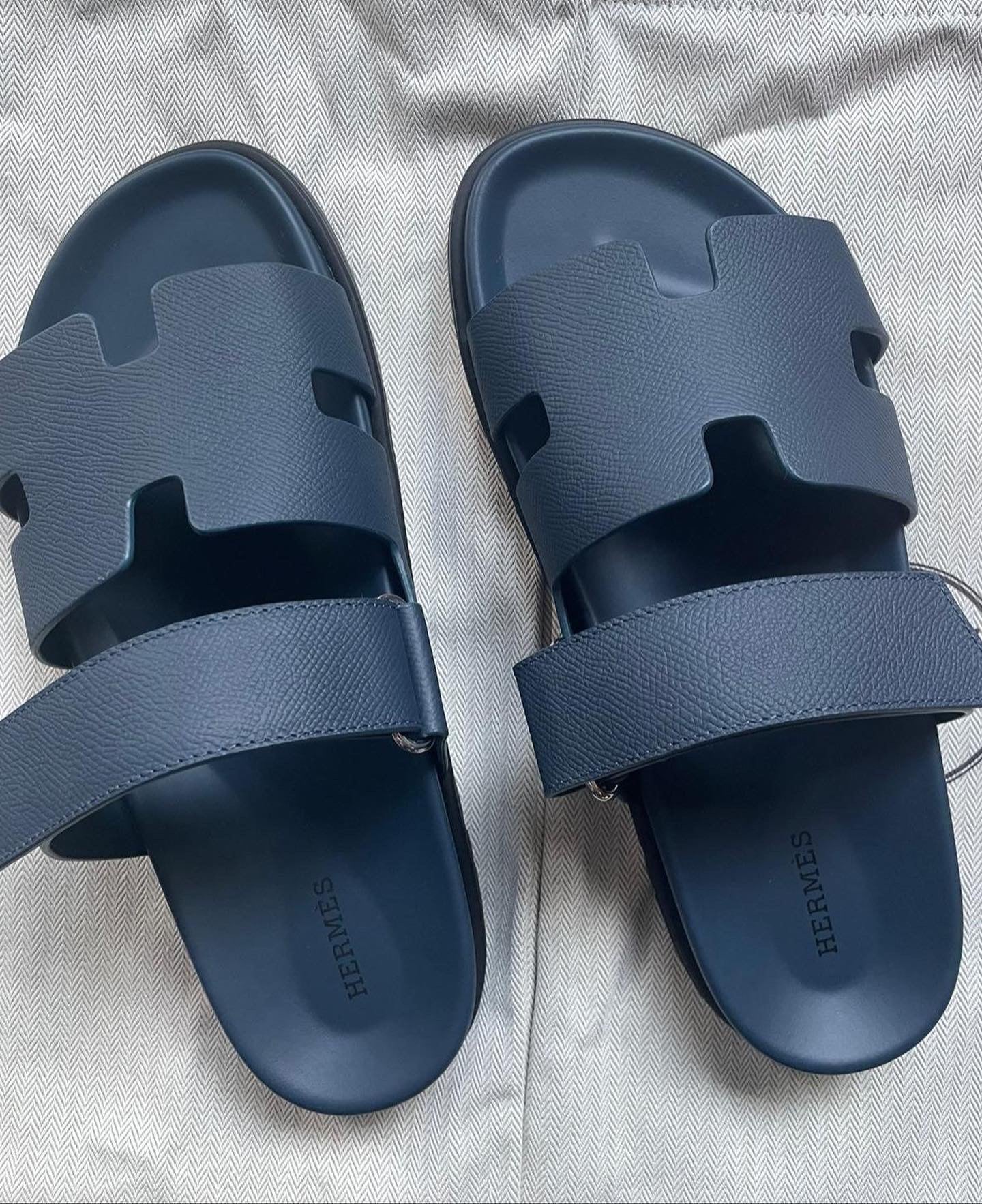 Hermès Chypre Sandals (Bleu Celeste) – The Luxury Shopper