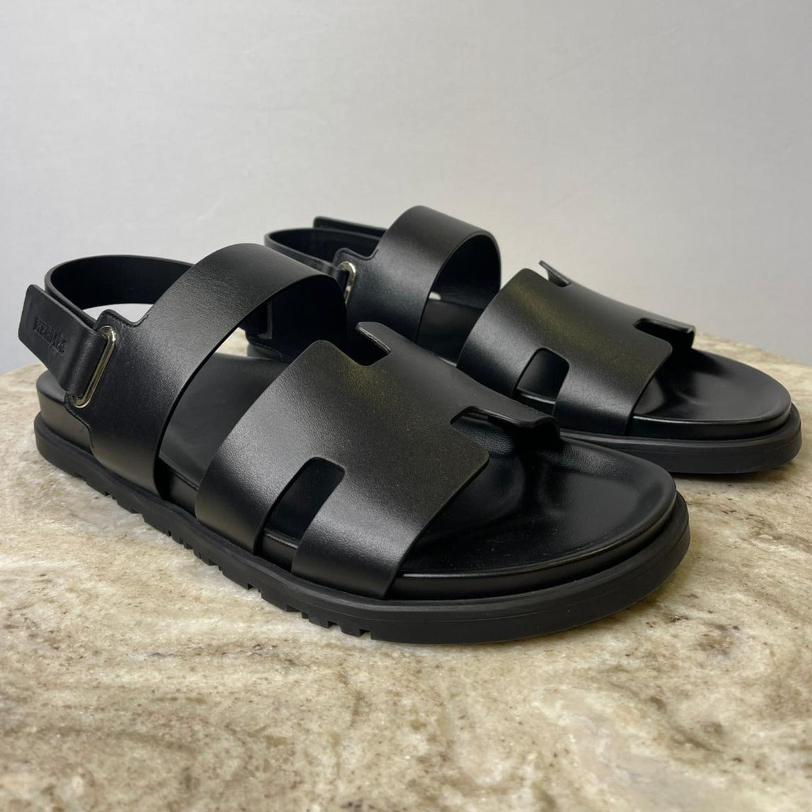 Hermès Takara Sandals (Black) – The Luxury Shopper