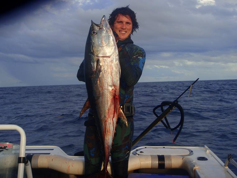 Bluefin Tuna Spearfishing Guide - Adreno - Ocean Outfitters