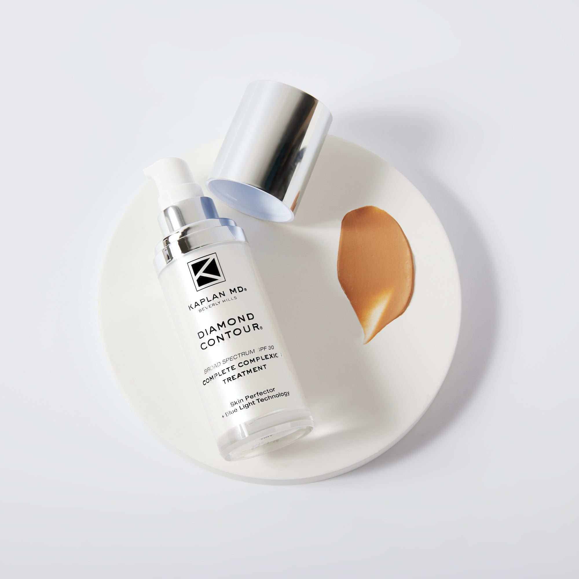 Dr. Kaplan's new Diamond Contour formula using a mineral sunscreen to protect you all day from UV rays