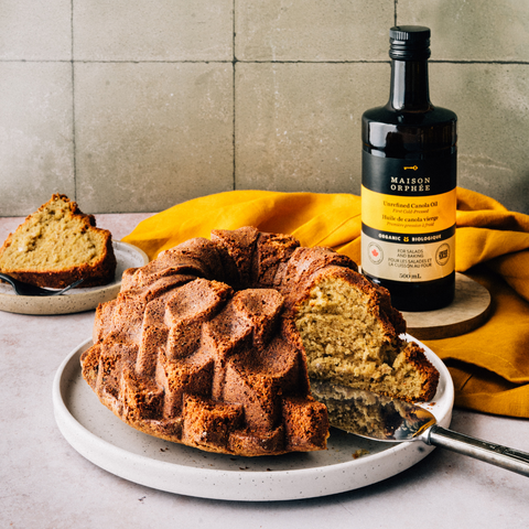 Bundt cake with canola oil