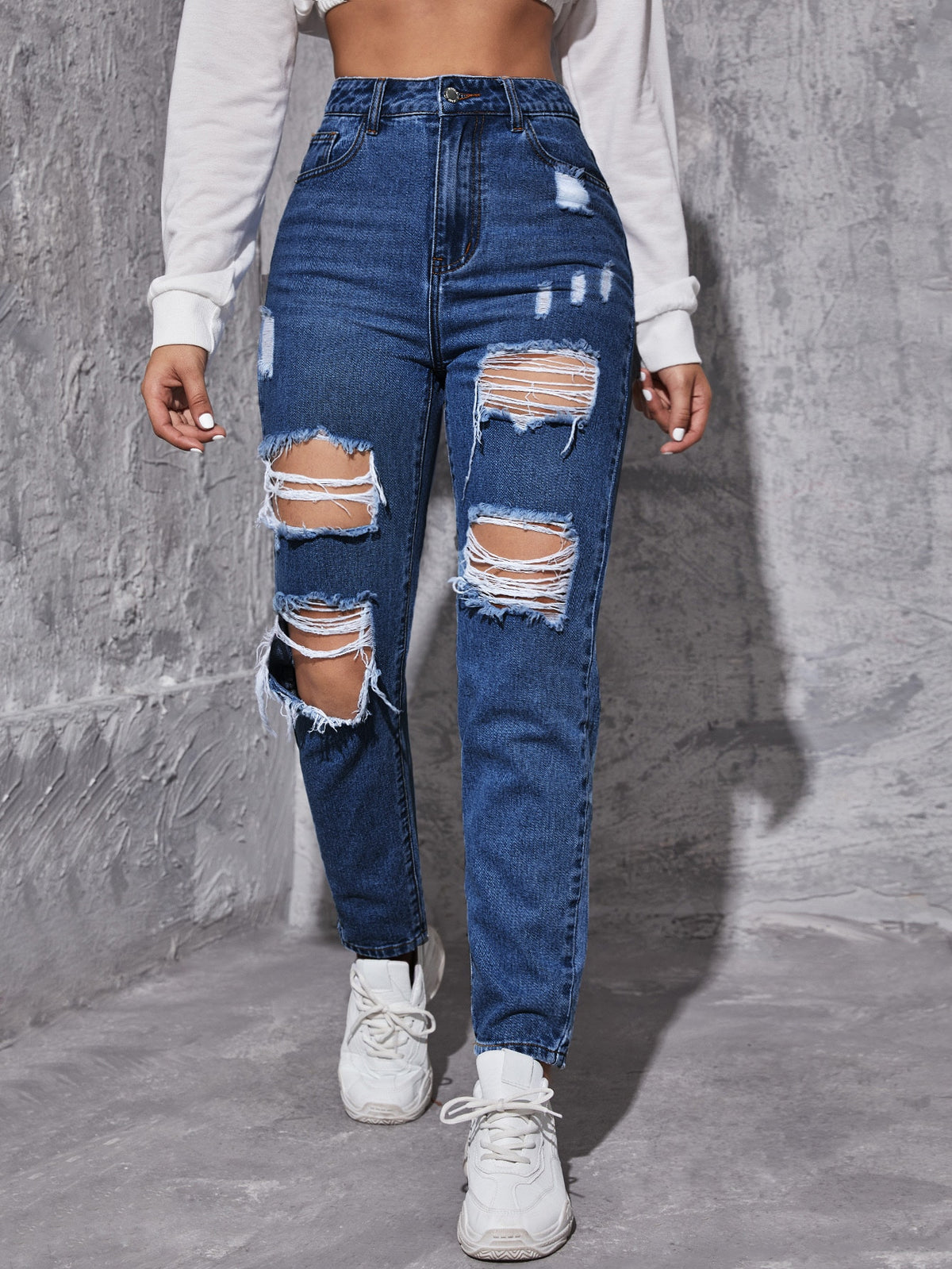 Straight Leg Jeans Light Wash with Ripped Detail