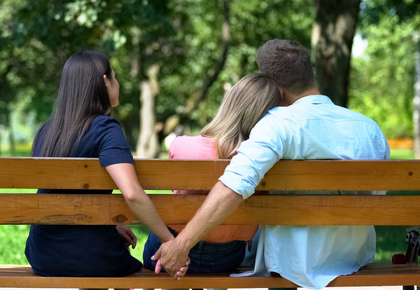 Navigating the Intricacies of Polyamorous Relationships: A Comprehensive Guide