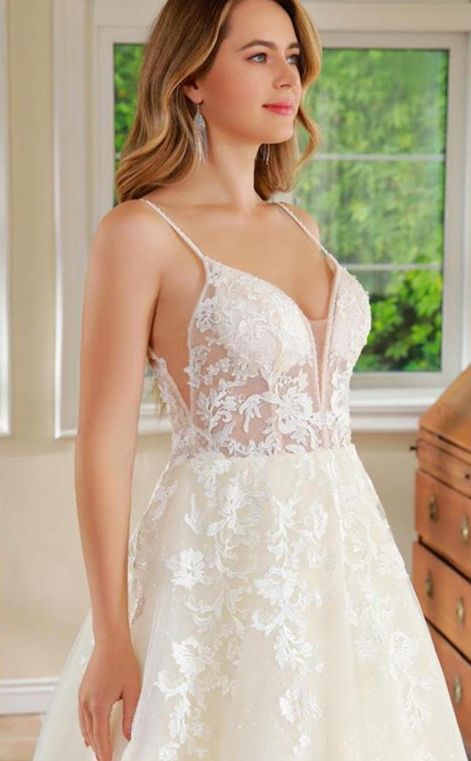 Square Neckline Wedding Dress with Delicate Leafy Lace – TulleLux Bridal  Crowns & Accessories