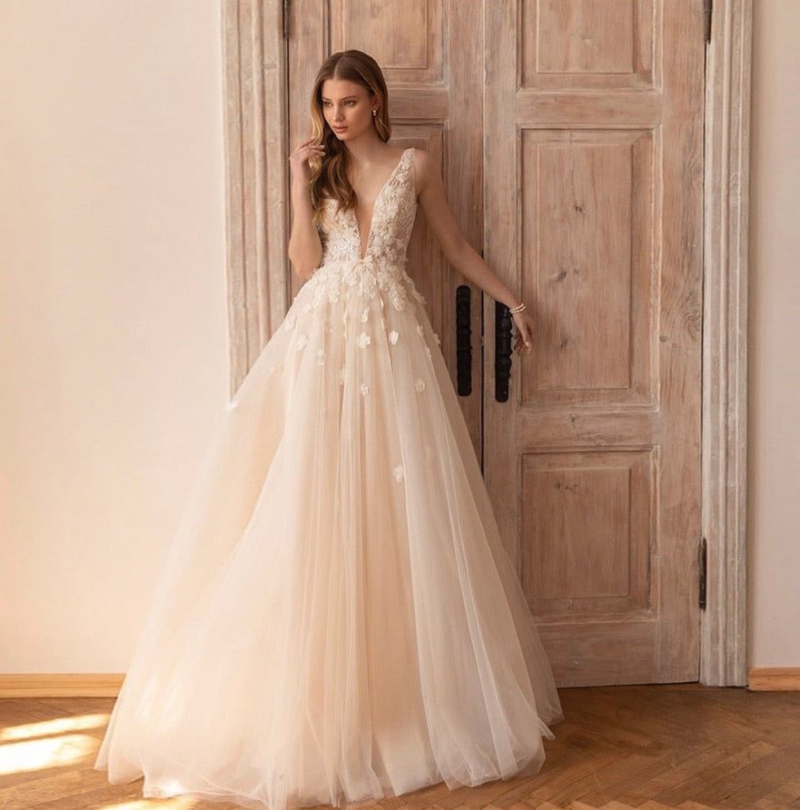 Sheer Illusion Ivory Lace Plunging Neck Tulle Wedding Dress - Princessly