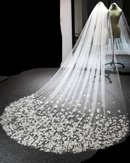 M78 Veil With Pearls 3D Flowers Long Wedding Veil Waltz Length Beaded Bridal  Veil Grilfriend's Wedding Accessories - AliExpress