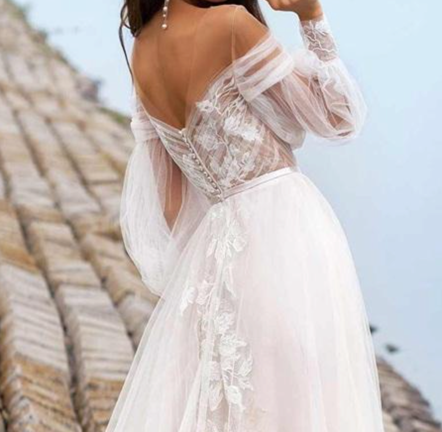 Off Shoulder Bohemian A Line Tulle Lace Princess Bridal Wedding Dress