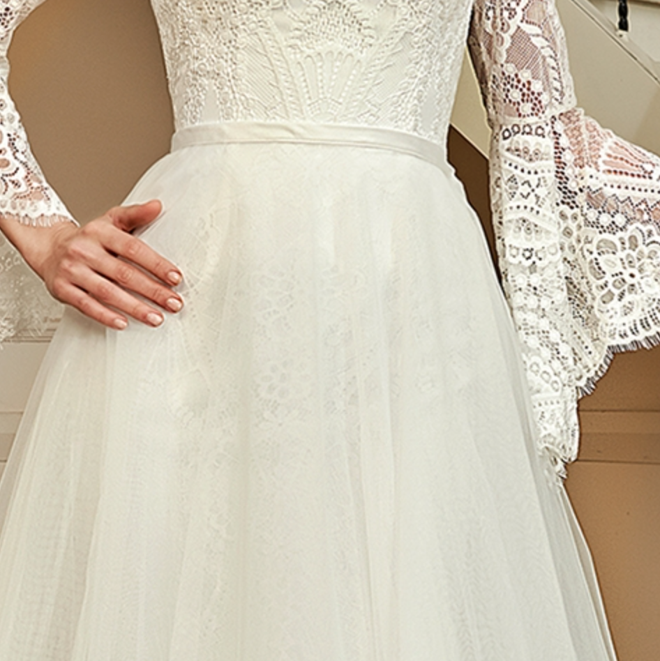 Illusion Neckline Lace Wedding Dress With Removeable Overskirt Tullelux Bridal Crowns 2951