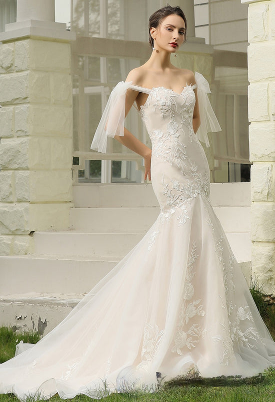 Floral Lace Mermaid Bridal Gown With Detachable Tulle Straps – TulleLux ...