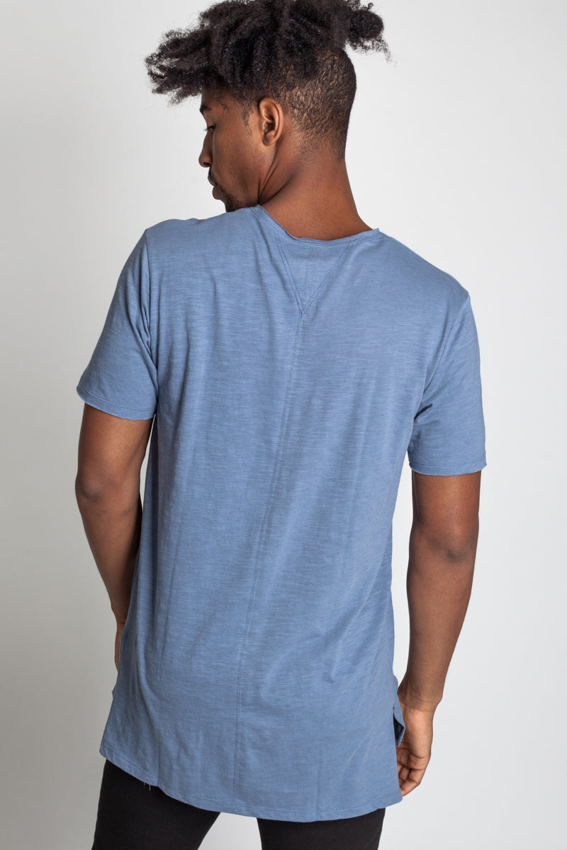 RAW EDGE V-NECK TEE