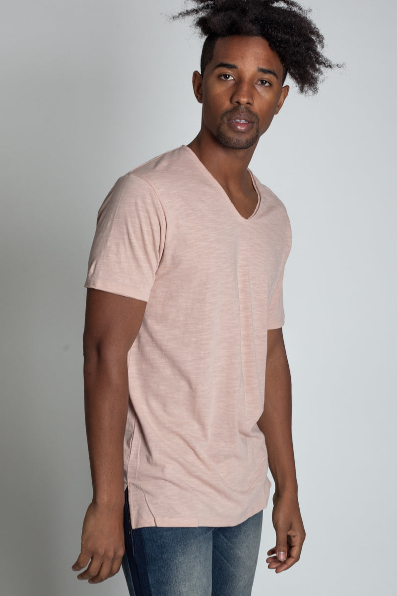 RAW EDGE V-NECK TEE