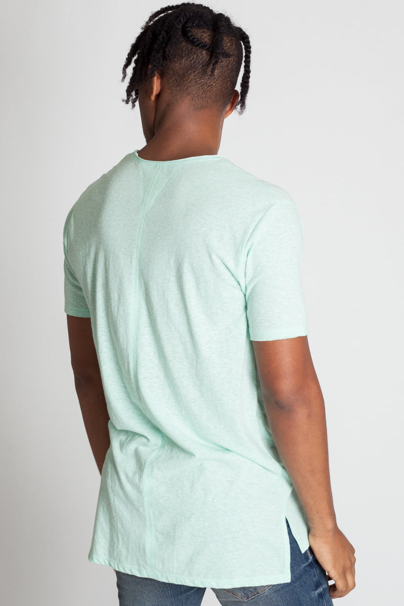 RAW EDGE V-NECK TEE