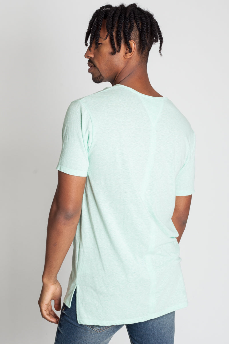 RAW EDGE V-NECK TEE