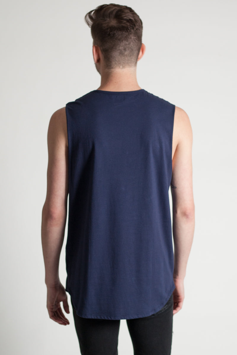 RAW EDGE MUSCLE TEE