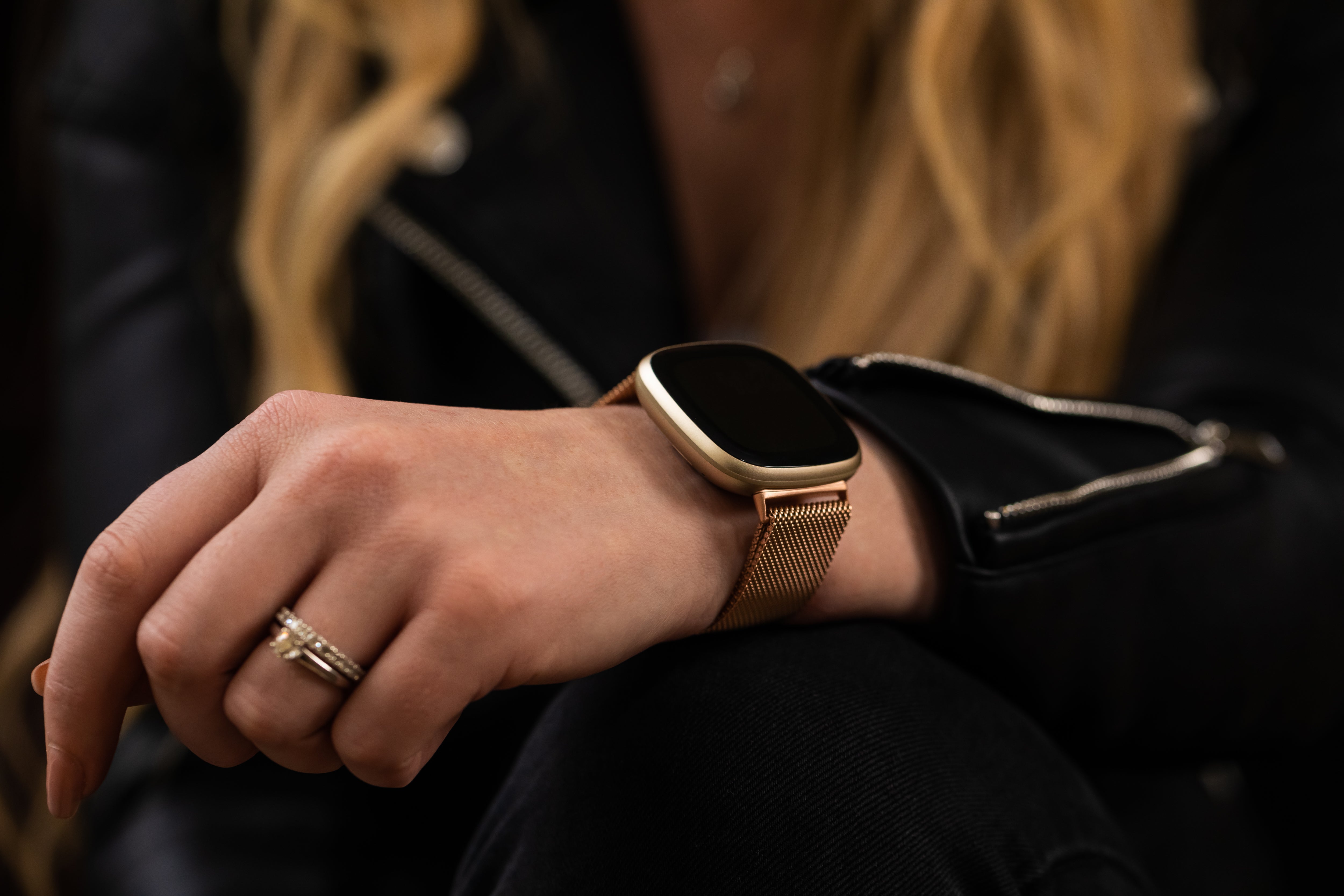 Fitbit Versa 3 Rose Gold Milanese Watch Strap Aus