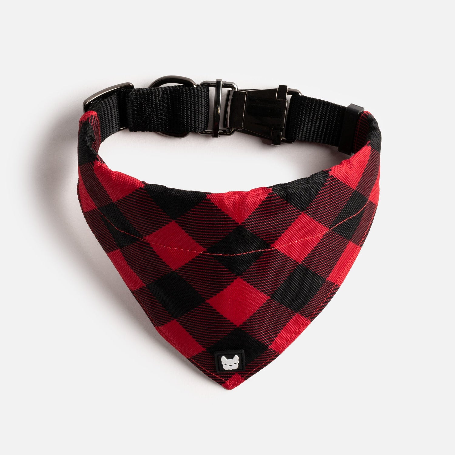 how do you put a bandana on a dog collar