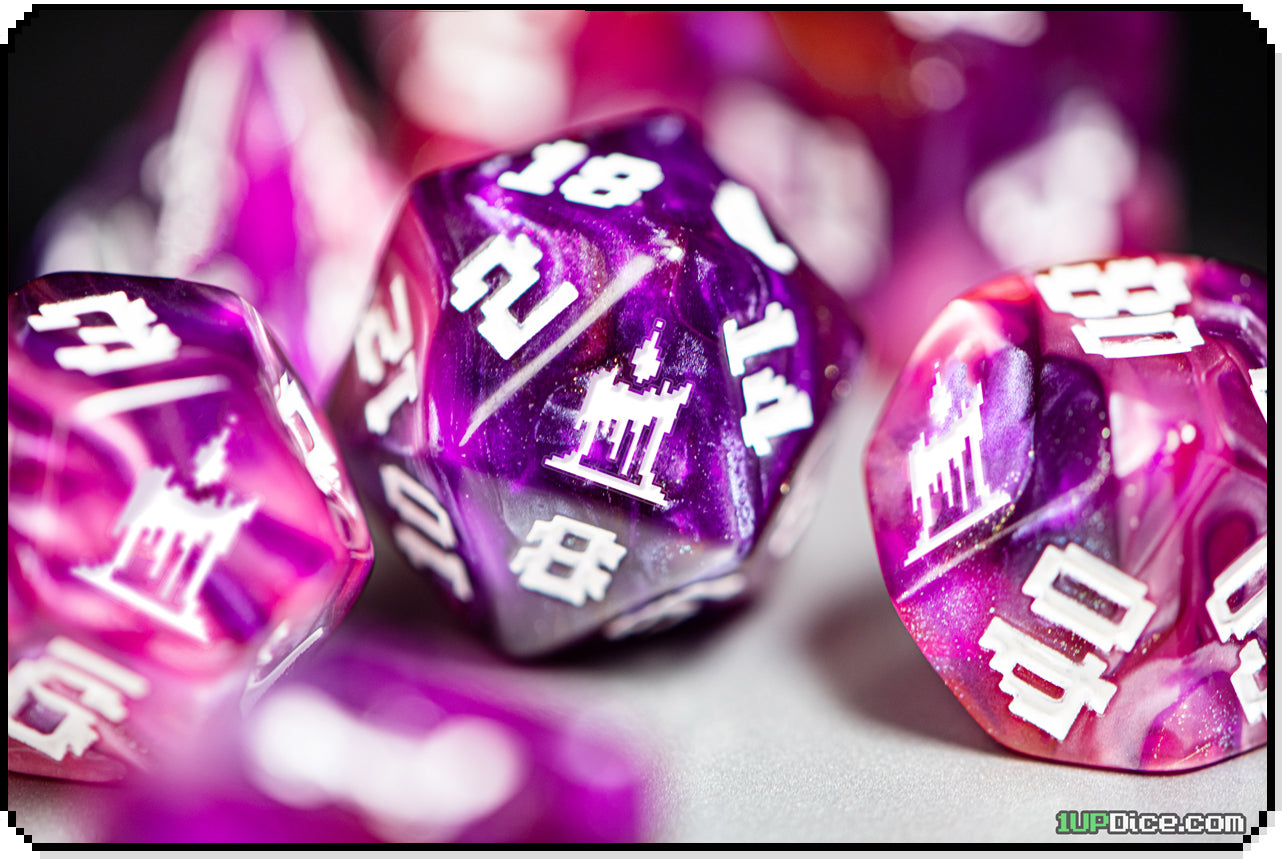 Arcane Candle macro photo of 1UP-Dice