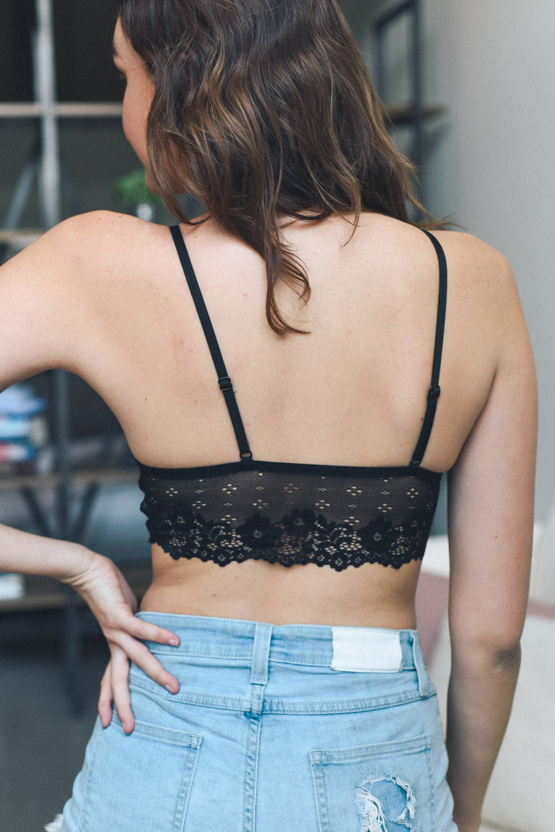 Floral Lace Strappy Front Bralette – The House of Gentry