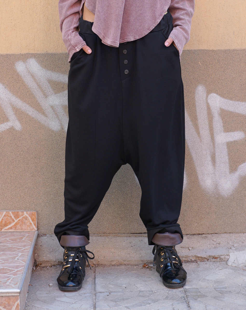 baggy crotch pants