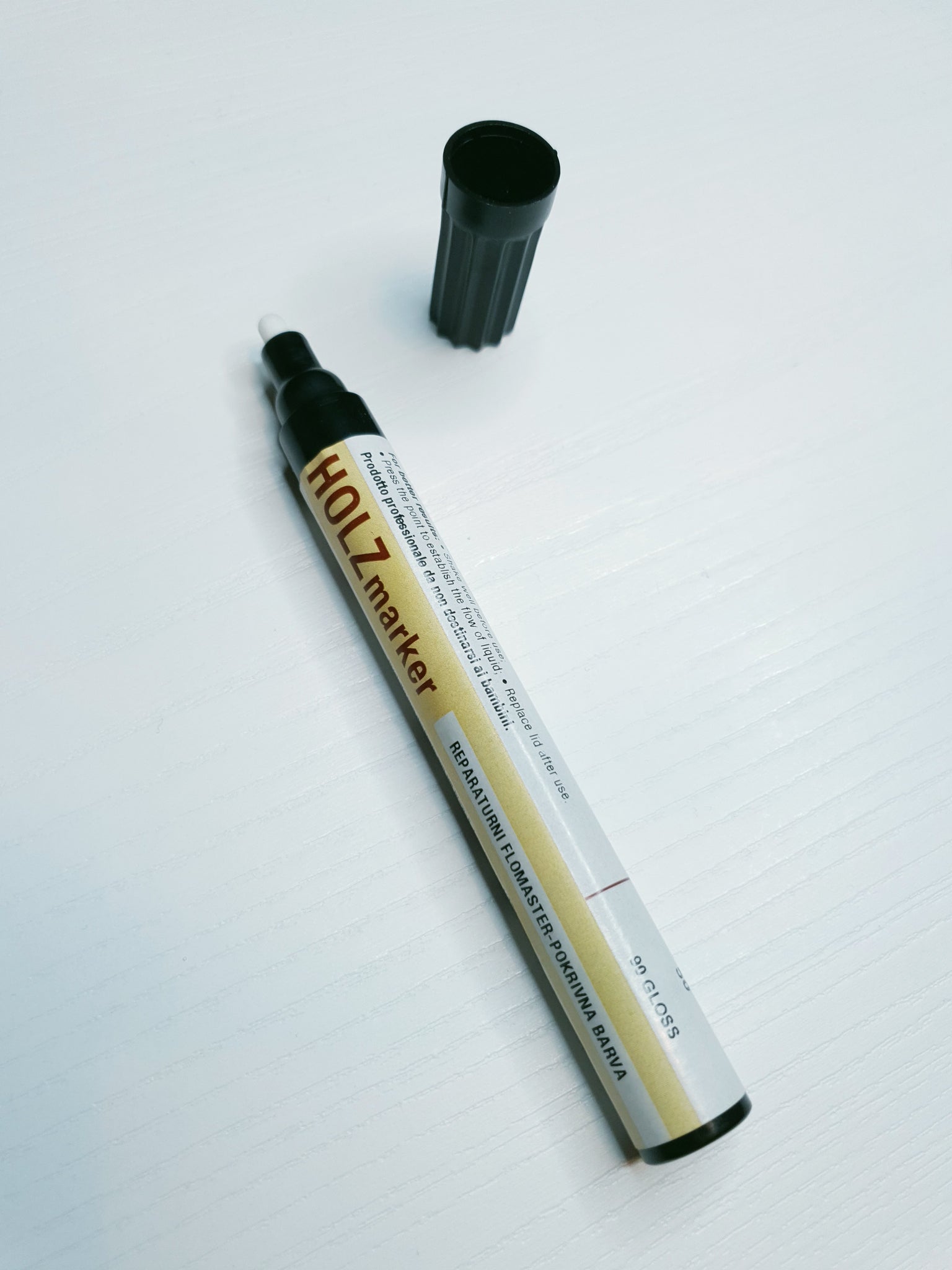matte black marker pen