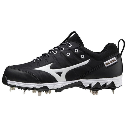 custom metal softball cleats