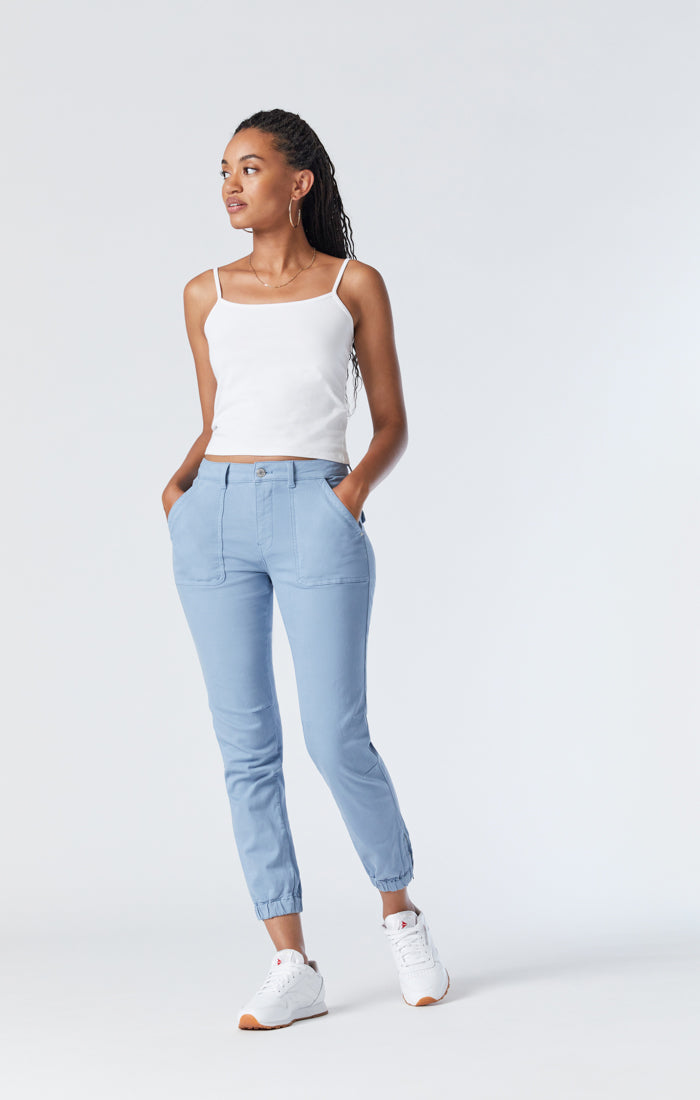 Mavi Women's Ivy Mid Rise Slim Cargo Pants in White Twill