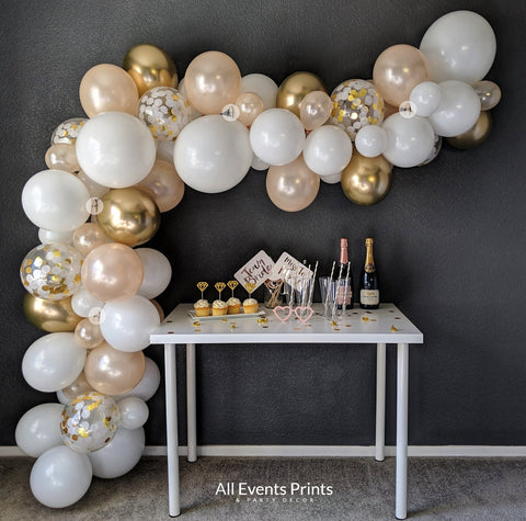 trendy customized balloon arch 