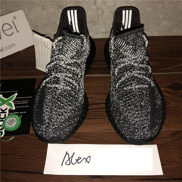 (worth the hype ) yeezy 350 v2 black static review Akta 